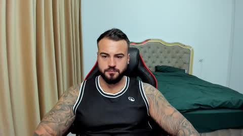  Javi  online show from December 5, 5:47 am