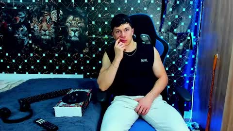 Javier online show from May 27, 5:04 am