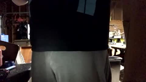 Snapshot of jawssharkparty chatting on September 25, 3:16 am Jaws  online show from September 25, 3:16 am