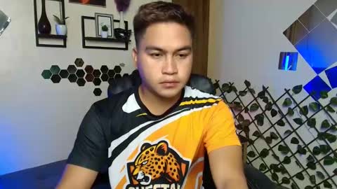 JL online show from February 9, 7:02 am