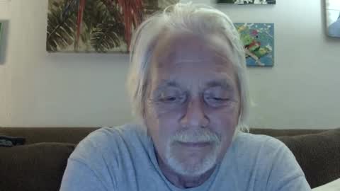 jay-jay1475 online show from January 3, 1:59 am