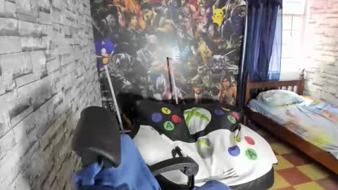 JAY ORANGE online show from March 21, 7:29 pm