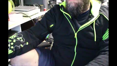 jbb6221601 online show from November 1, 12:58 am