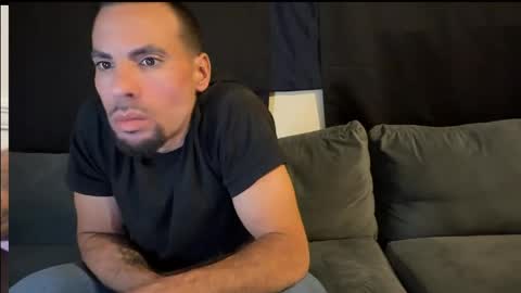 JcMax305 online show from April 22, 6:56 pm