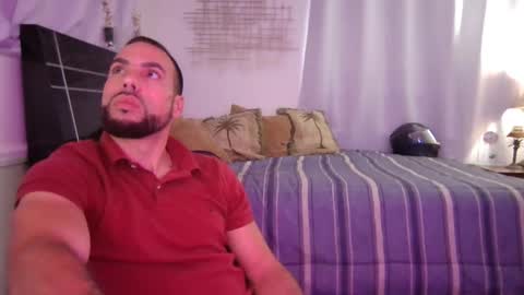 Snapshot of jcmax305 chatting on March 6, 4:17 pm JcMax305 online show from March 6, 4:17 pm