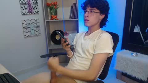 jeam_hot online show from January 21, 10:30 pm