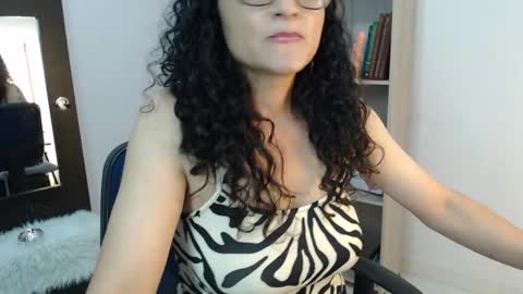 jeam_hot online show from January 3, 7:39 pm