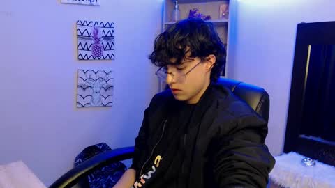 jeam_hot online show from February 8, 9:25 pm