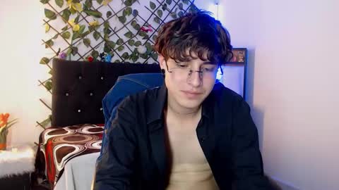 jeam_hot online show from December 19, 11:23 pm