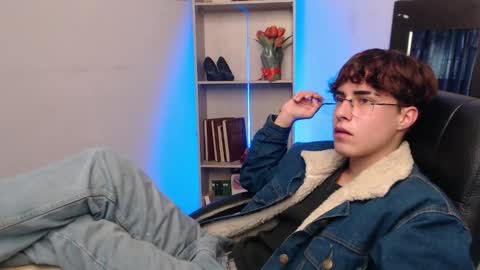 jeam_hot online show from September 9, 9:35 pm