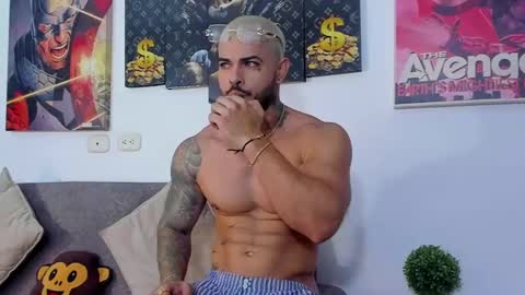 Jean  axelcrow       Modelo Independiente online show from March 5, 12:16 am