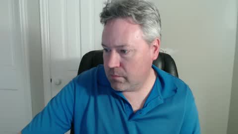 Snapshot of jeb5150 chatting on December 9, 8:18 pm JE online show from December 9, 8:18 pm