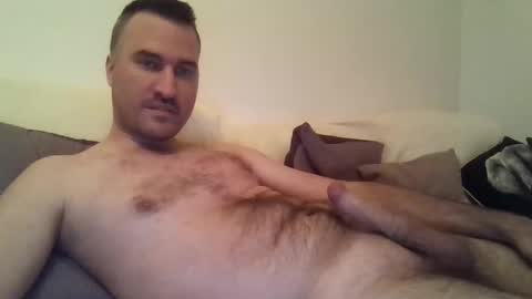 Snapshot of jebeni18 chatting on October 18, 6:57 pm somefucker6666 online show from October 18, 6:57 pm