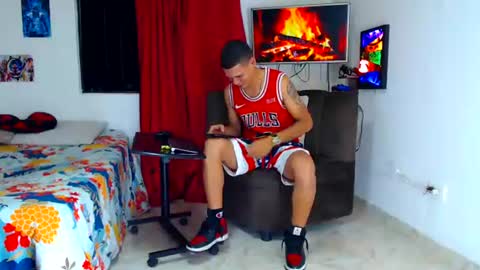 jeffer21_hot online show from June 22, 12:16 am