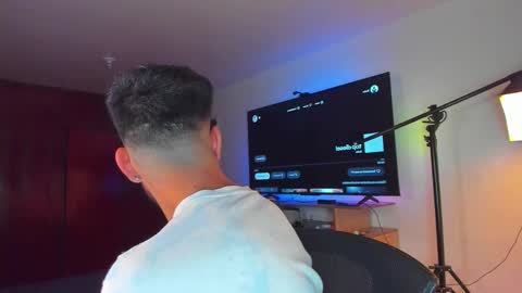 jei online show from October 7, 6:23 pm