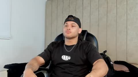 jeicob gagnon online show from October 18, 5:56 am