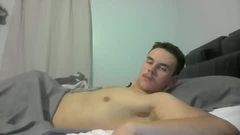 jerkjon1692 online show from February 26, 6:37 am