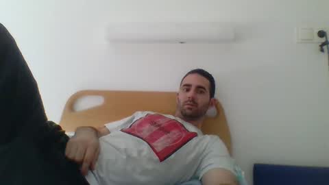 Snapshot of jeropa5476 chatting on January 15, 2:56 pm jeropa5476 online show from January 15, 2:56 pm