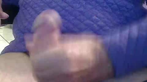 jerryb19027 online show from December 15, 4:26 pm