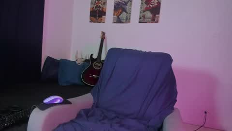 Snapshot of jerrycole_ chatting on September 23, 1:27 am Angelo online show from September 23, 1:27 am