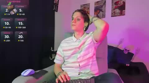 Snapshot of jerrycole_ chatting on October 16, 3:14 am Angelo online show from October 16, 3:14 am