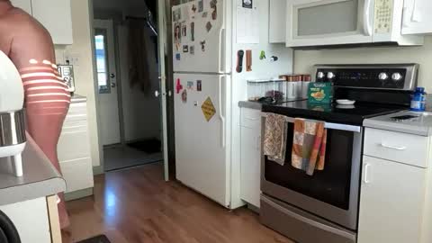 jessmo online show from April 26, 2:14 pm