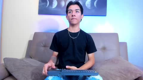 Jessy Mateus online show from December 4, 11:52 am