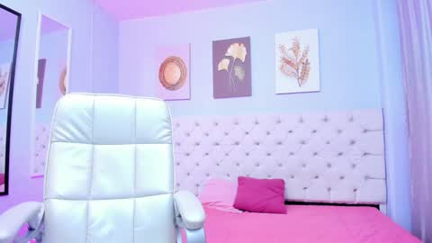 Jessy Mateus online show from January 18, 12:26 pm