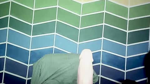 Ale online show from November 11, 12:48 am