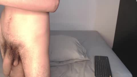 Snapshot of jey_foxx chatting on February 10, 7:49 pm jey_foxx online show from February 10, 7:49 pm