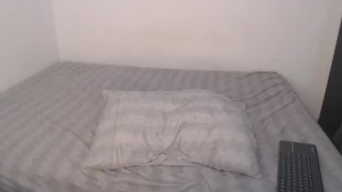 Snapshot of jey_foxx chatting on January 17, 8:59 pm jey_foxx online show from January 17, 8:59 pm