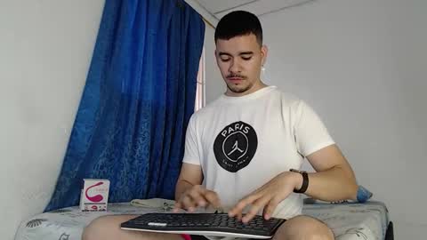 Juan David online show from October 31, 1:03 pm