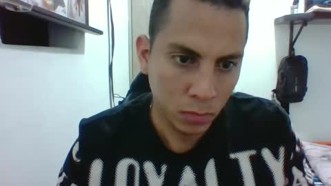 jhan1995 online show from March 10, 3:23 am