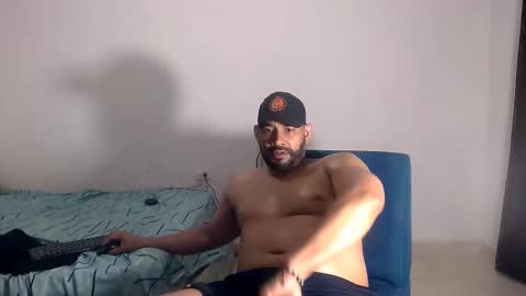 En moreno online show from November 23, 1:49 am