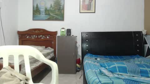 Snapshot of jhon_tommy chatting on December 10, 11:31 pm jhon tommy online show from December 10, 11:31 pm