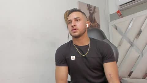 jhonny online show from January 30, 3:44 am