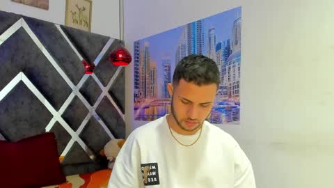 jhonny online show from February 24, 8:09 pm