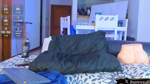 jhonny and friend online show from January 31, 8:40 pm