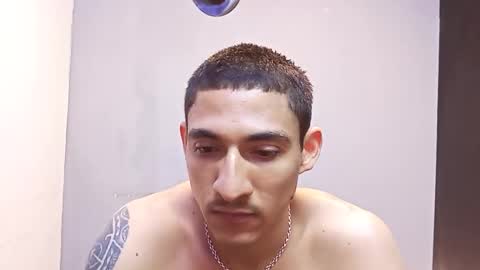 jhonny_thes28 online show from March 1, 12:32 am