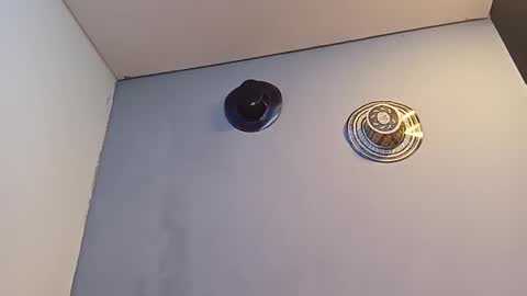 jhonny_thes28 online show from October 29, 2:14 am