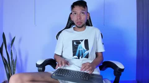 Snapshot of jhors_silv chatting on September 21, 11:16 pm Jhors online show from September 21, 11:16 pm