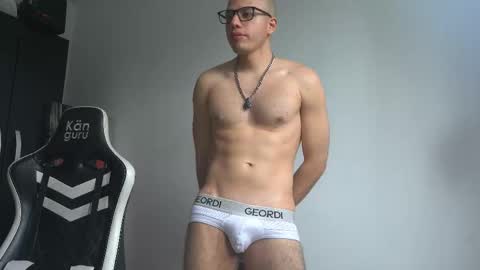 Jhx online show from February 9, 6:23 pm