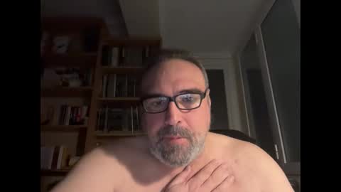 Snapshot of jim_dick chatting on December 25, 12:37 am Jim Dick online show from December 25, 12:37 am