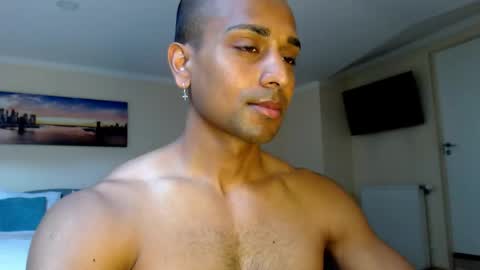 JD online show from May 24, 4:57 pm