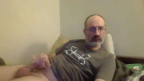 Snapshot of jimmielove2046 chatting on January 25, 7:06 am jimmielove2046 online show from January 25, 7:06 am