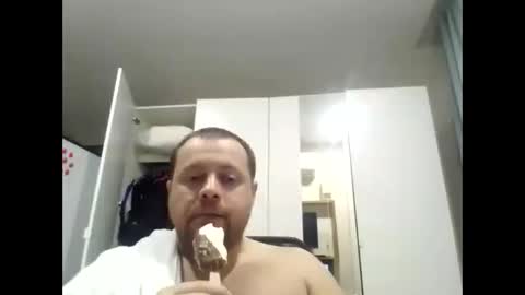 Snapshot of jimmy18love chatting on January 22, 12:27 pm jimmy18love online show from January 22, 12:27 pm