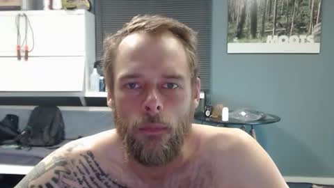 JamesJan van Rebel online show from December 16, 1:45 am