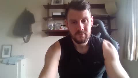 jmakk99 online show from March 2, 9:27 am