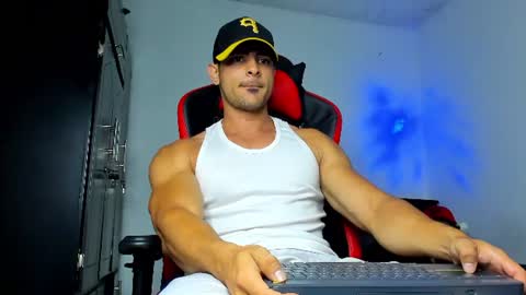 IGJmortton online show from June 18, 11:04 am
