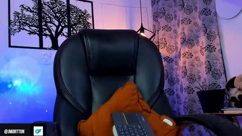 Snapshot of jmortton chatting on March 4, 12:22 pm IGJmortton online show from March 4, 12:22 pm